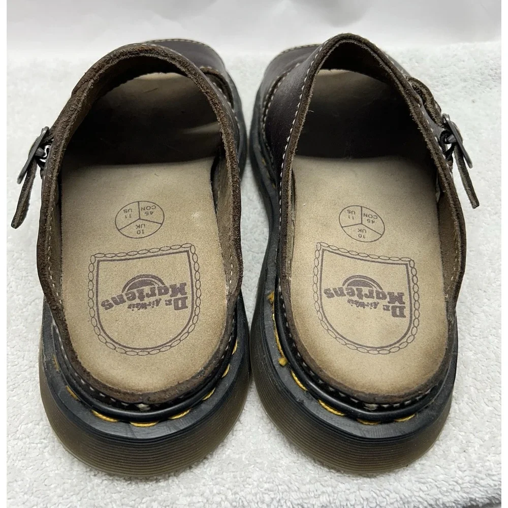 Dr Martens Mens Size 11 Dark Brown Leather Peanut Strap Vintage England Sandals